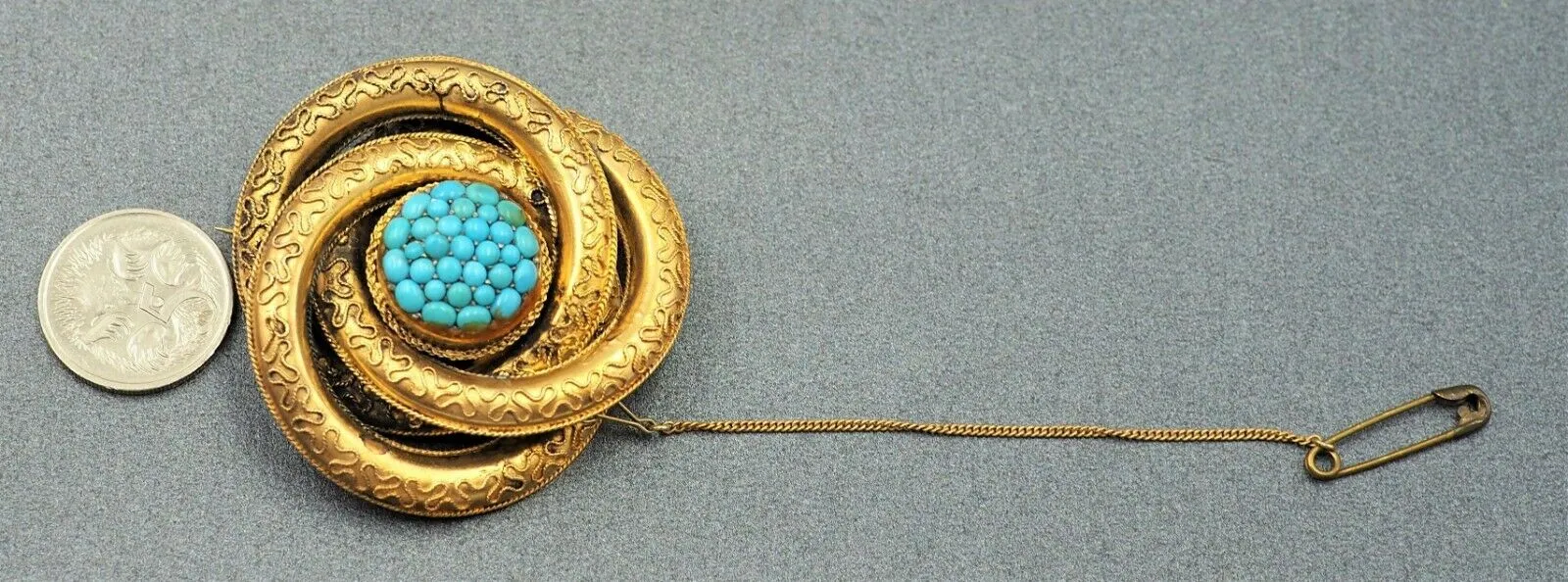 9ct Embossed Yellow Gold Turquoise Brooch
