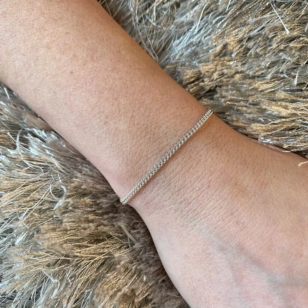 Encircle Silver Curb Chain Permanent Bracelet