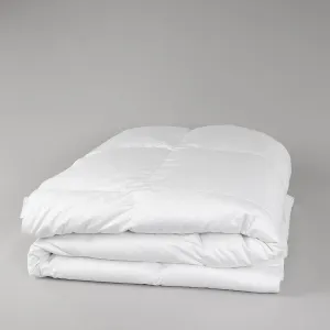 Exquisite Hotel Collection Deluxe White Goose Down Comforter / Full/Queen Size