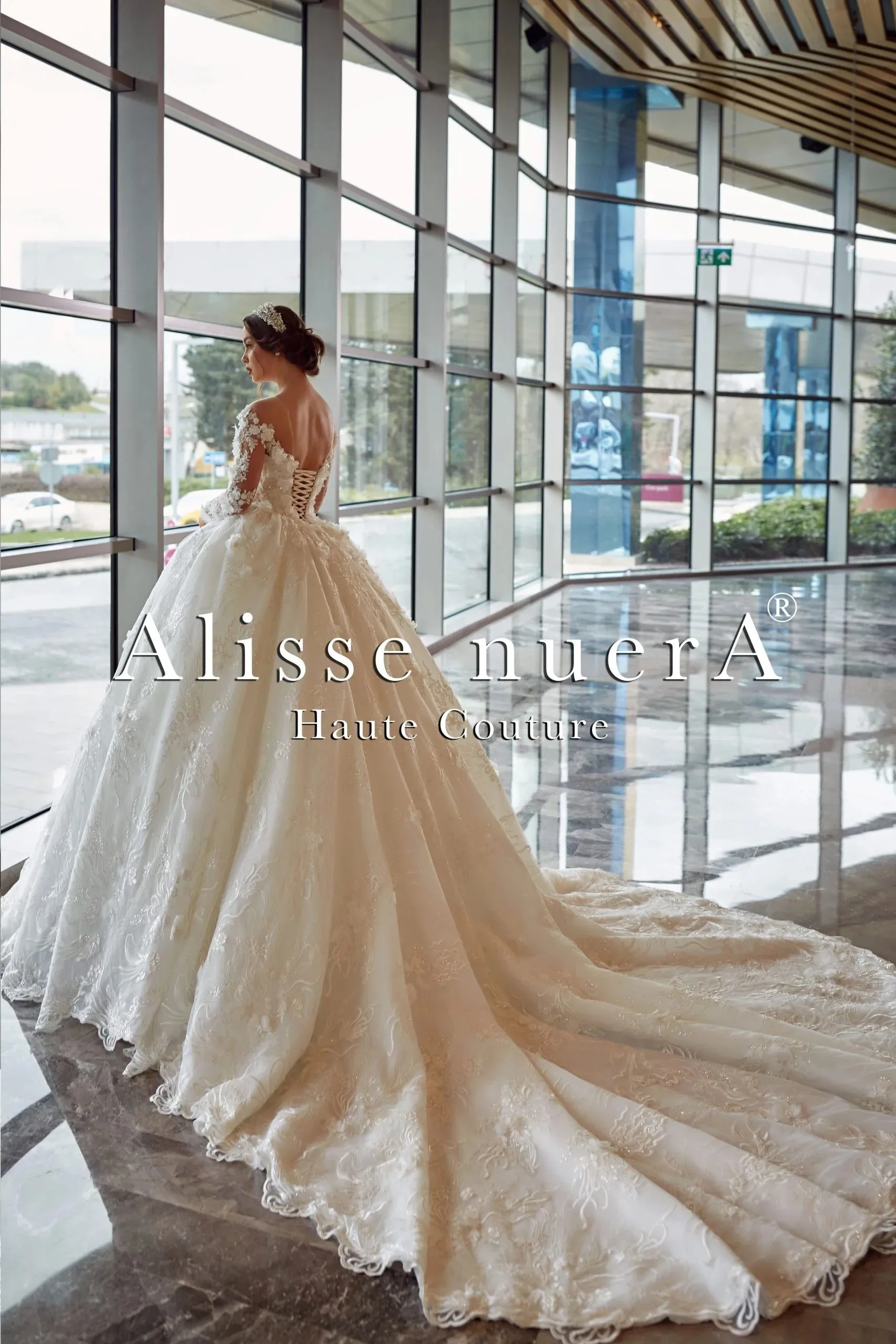 Floral Applique Off White Princess Wedding Dress with Corset Back and Long Lace Train