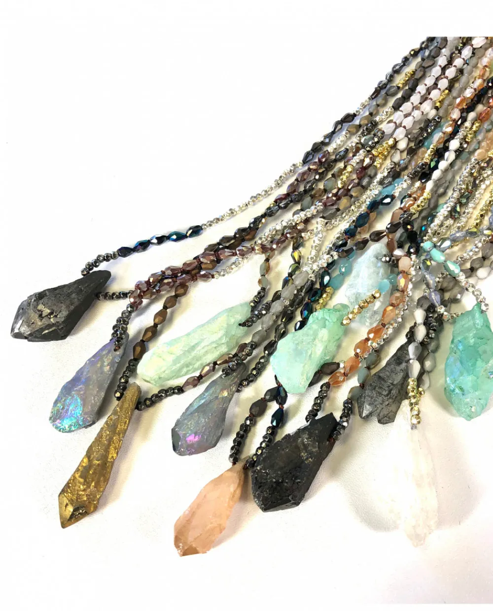 ILLUMINATION NECKLACE