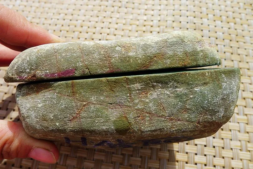 Natural Jade Rough Jadeite Raw 1.18kg