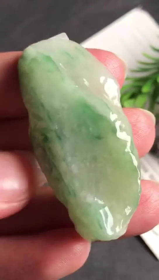Natural Jade Rough Jadeite Raw (17g,4.6x2.2x0.9cm)-V1286