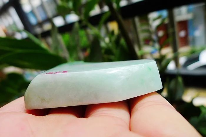 Natural Jade Rough Jadeite Raw (78g,5.6X5.2x1.3cm)
