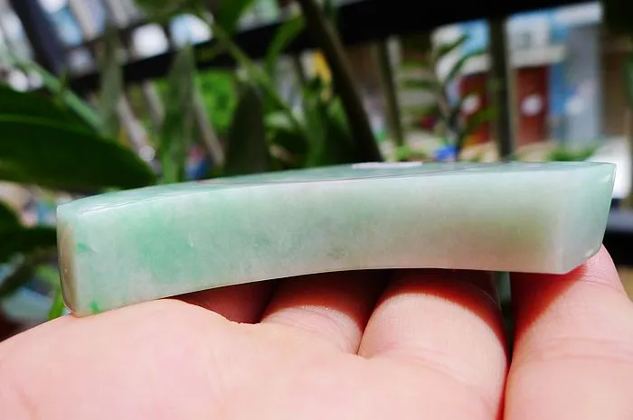 Natural Jade Rough Jadeite Raw (78g,5.6X5.2x1.3cm)