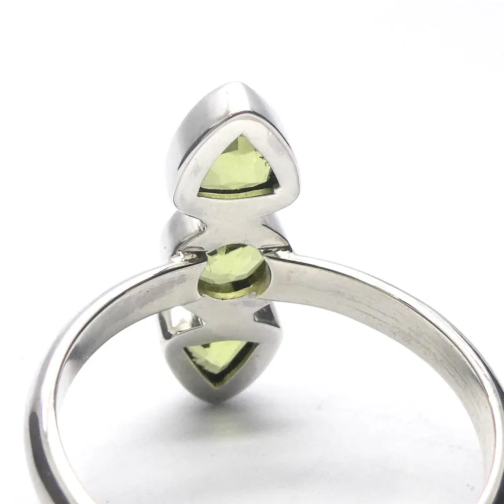 Peridot Ring, Three line set stones, 925 Silver, kt