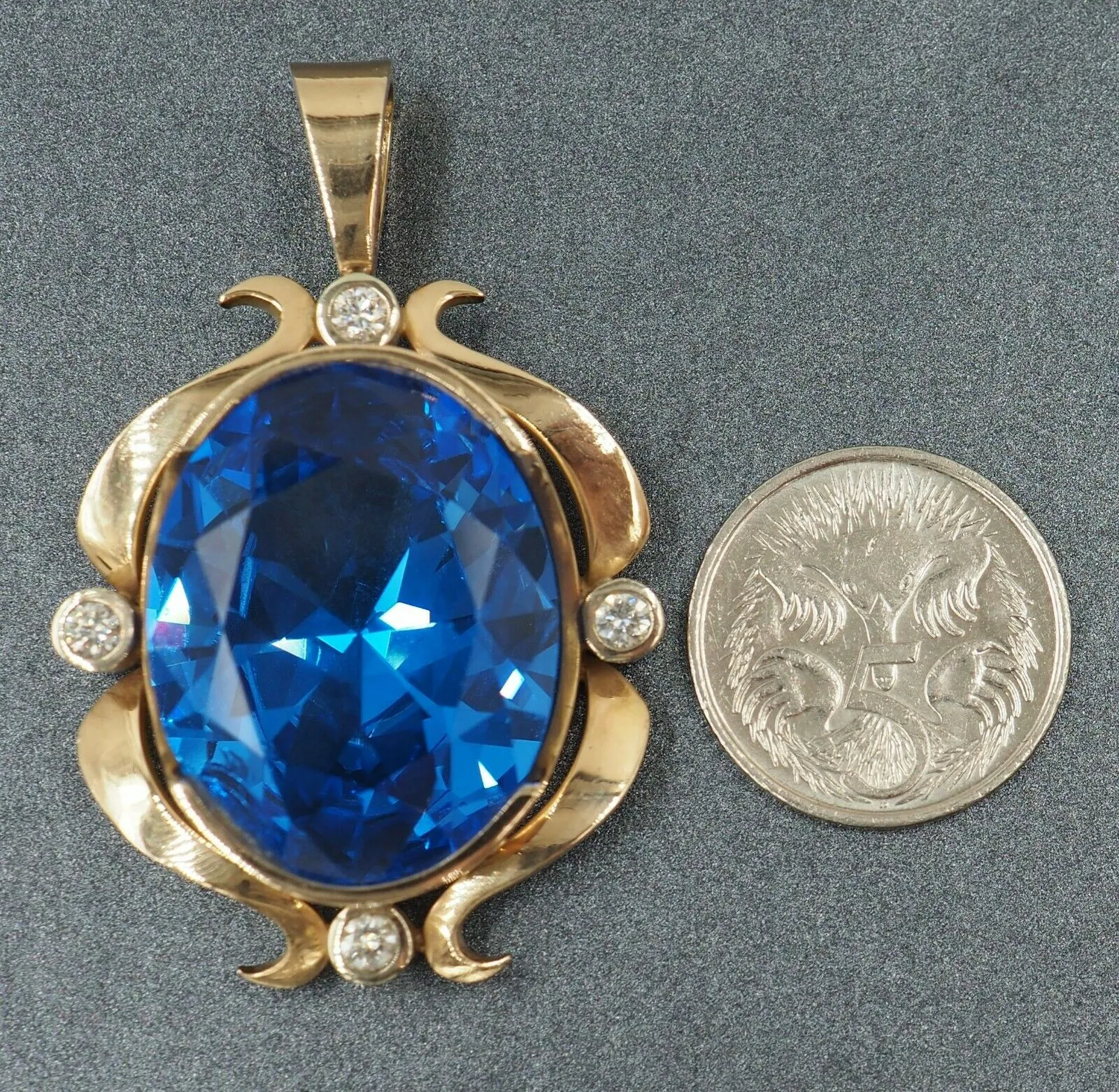 Spinel & Diamond 9ct Yellow Gold Pendant