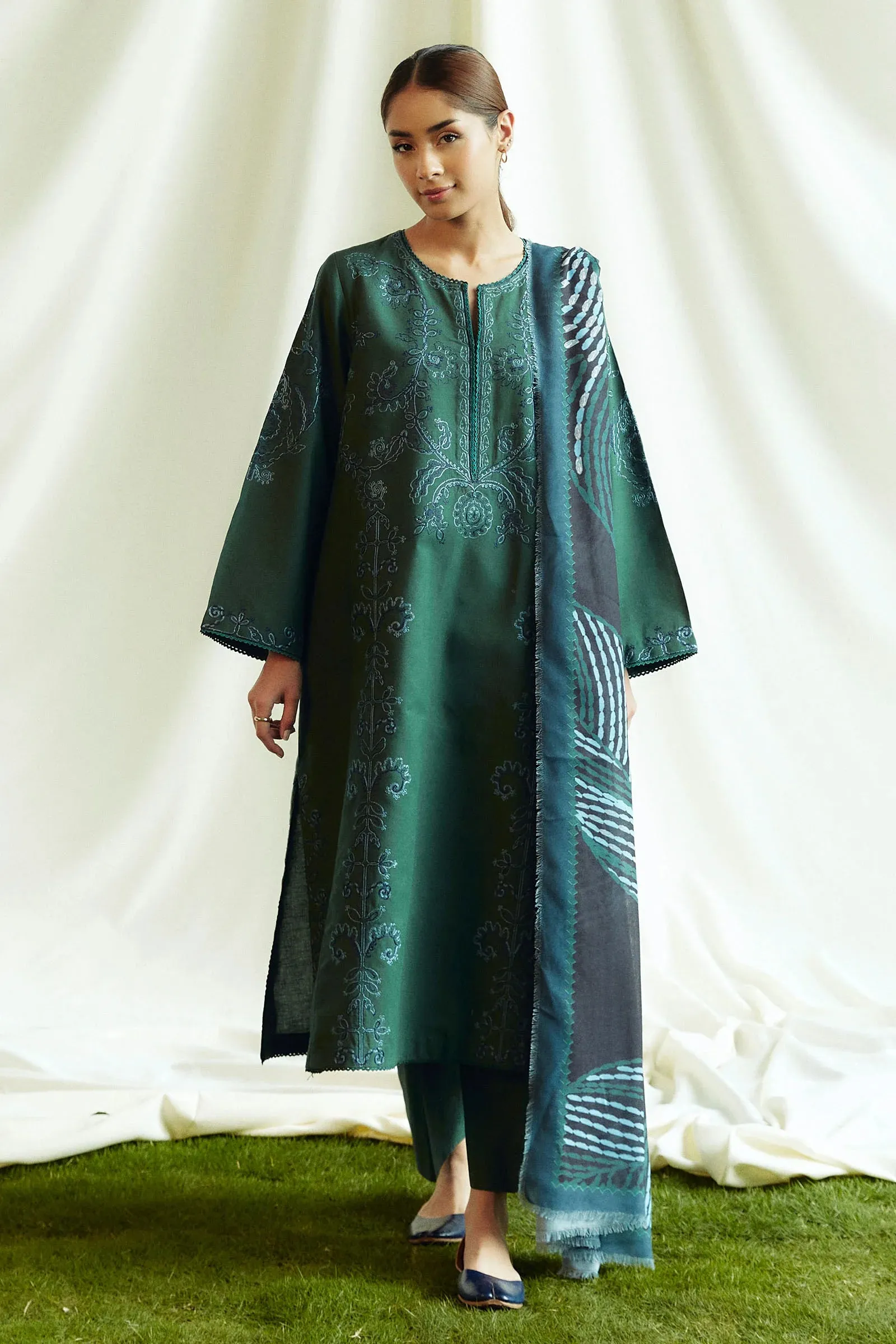 Zara Shahjahan - Coco-D5-B Peridot